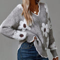 THEA | ELEGANT V-NECK SWEATER WITH FLORAL PRINT