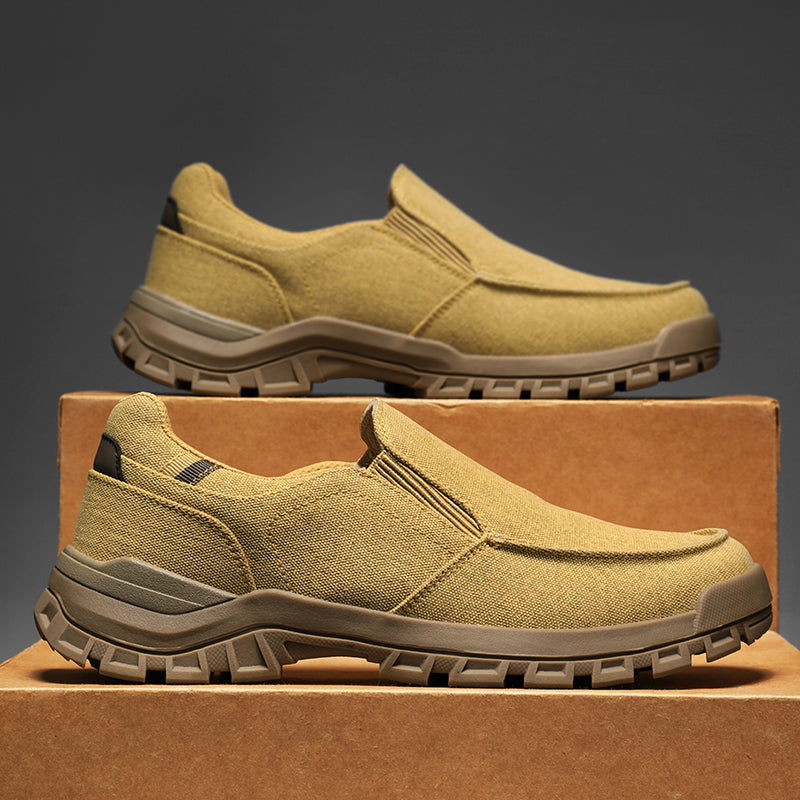 Men's comfortable, non-slip, slip-on pigskin shoes, ideal for casual walking.