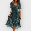 Daisy | Stylish V-Neck Floral Print Midi Dress