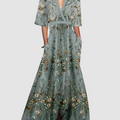 Olyvia™ Elegant long dress with floral print