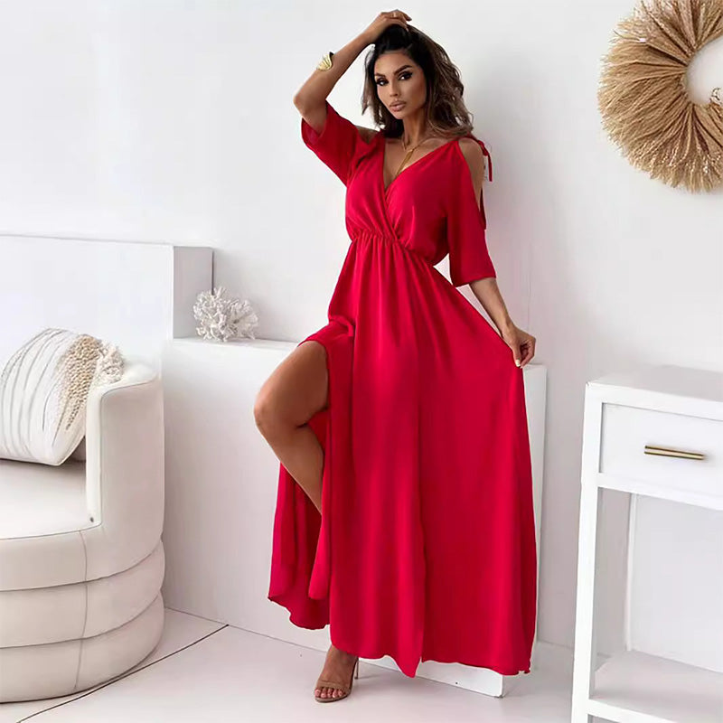 Billie - Trendy maxi dress with slit and V-neck